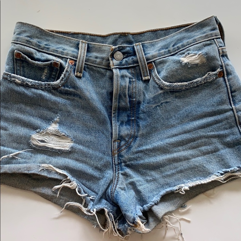 Levi Jean Shorts